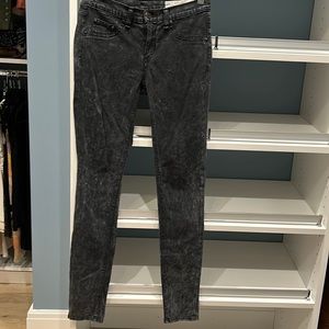 Great condition super soft Rag and Bone jeans. Size 26.